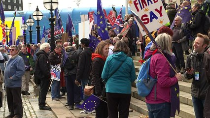 Labour politicians join People's Vote march in Liverpool