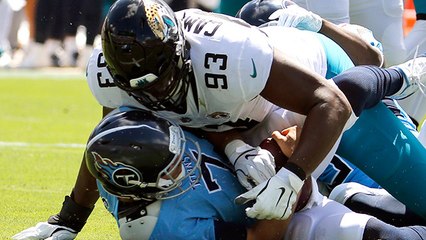 Calais Campbell powers up for big sack on third down