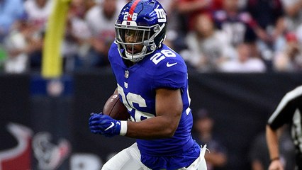 Saquon Barkley hits the hole to the outside for 24 yards