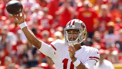 Garoppolo tosses to Kendrick Bourne on the run for 27 yards