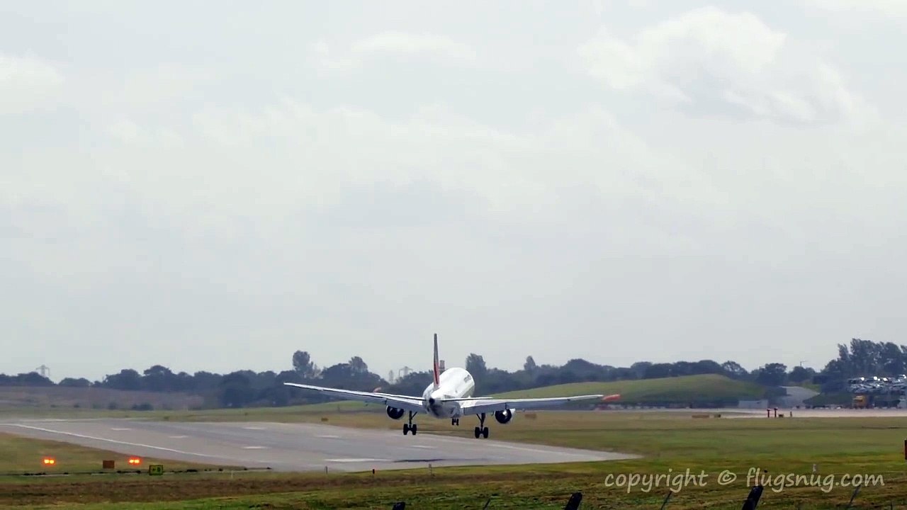 Avion AirFrance n'arrive pas à atterrir à cause de la Tempête Ali