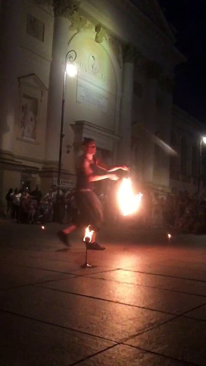 Street performance with flames -amazing