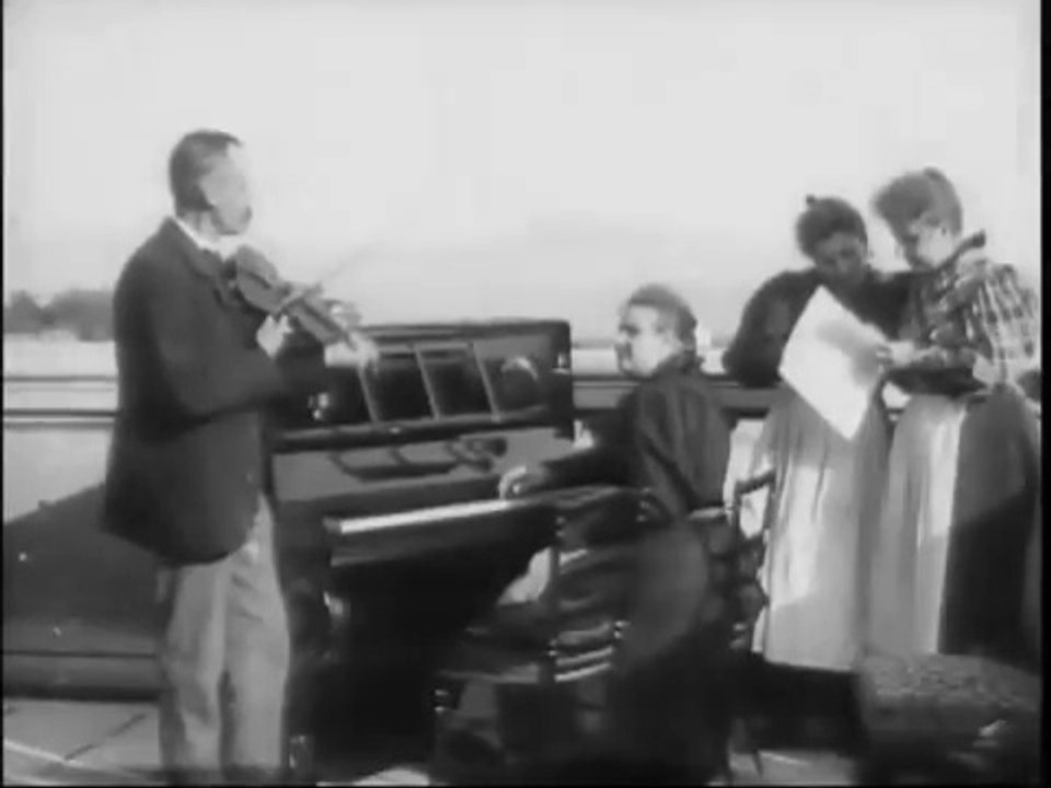 Auguste & Louis Lumière: Concert (1896)