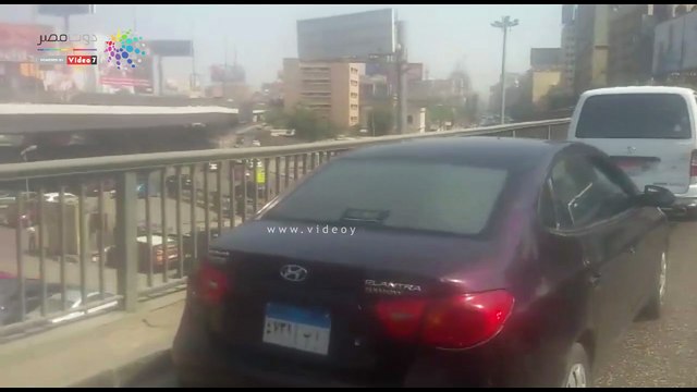 زحام مرورى على كوبرى أكتوبر بسبب زيادة اﻷحمال