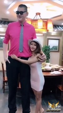 TRUNG THU LÀ TẾT THIẾU NHI THÔI CHỨ ĐÔI NÀY MÀ ĐI CHƠI TRUNG THU THÌ KHÔNG BIẾT CÓ SINH NHIỀU EM BÉ KHÔNG NỮA ?