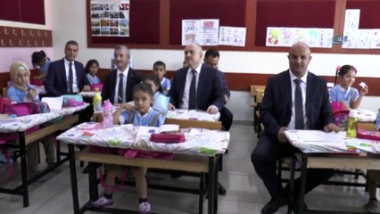 Şahinbey'de 30 bin öğrenciye kırtasiye yardımı