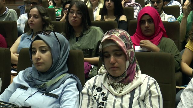 HKÜ'de yeni akademik yıl açılış dersini Rektör Yılmaz verdi