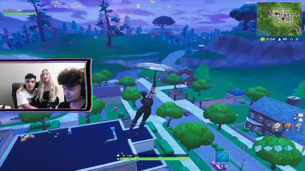 1 KILL = 1 DARE on Fortnite (Little Brother & Girlfriend KISS)