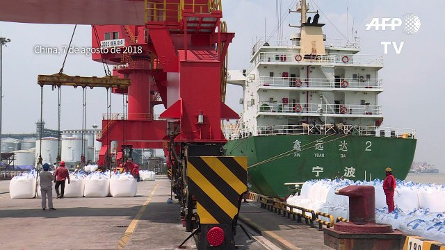 EUA começam a aplicar tarifas sobre bens chineses