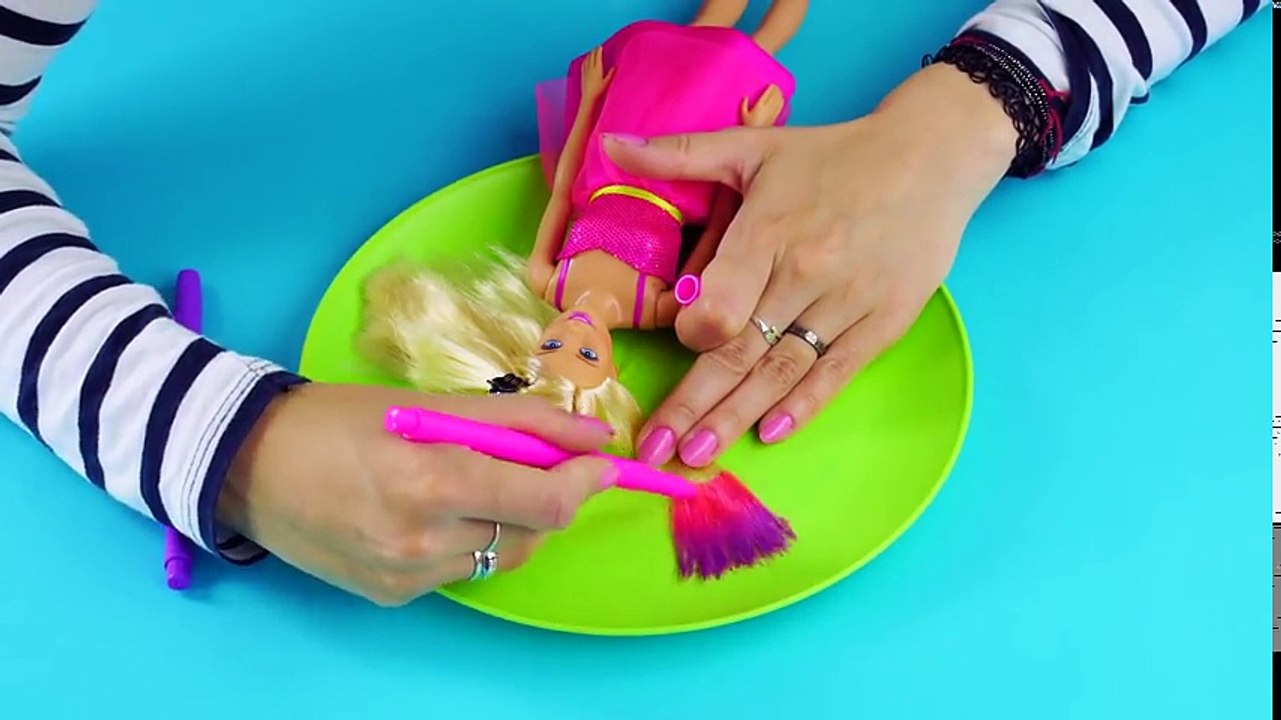 10 WAYS TO RECYCLE YOUR OLD BARBIE