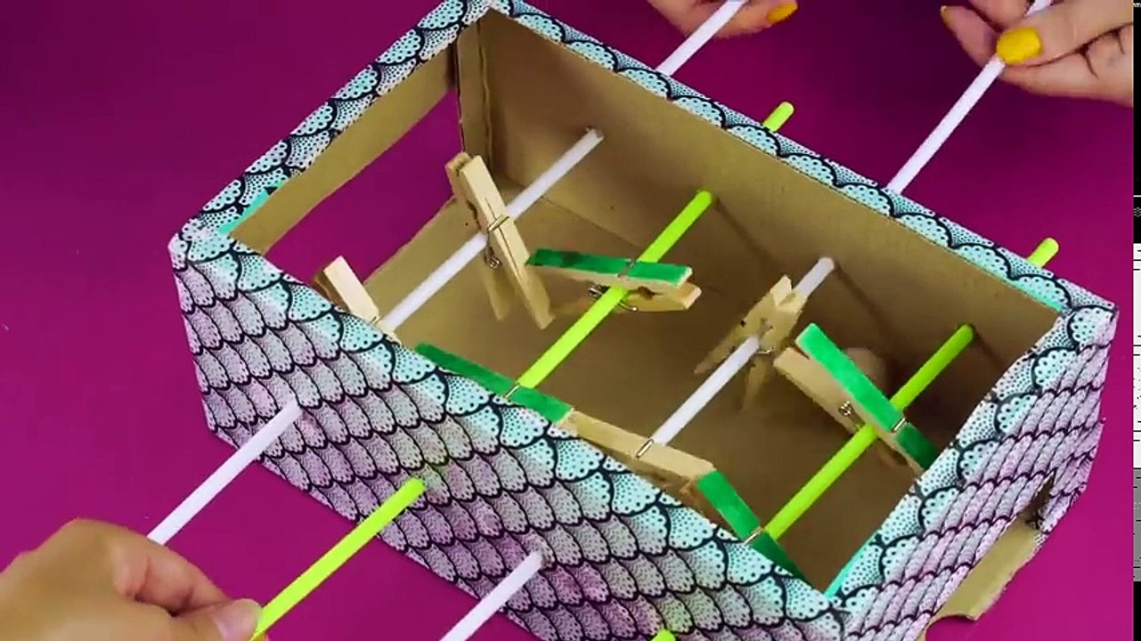 10 AWESOME HACKS TO RECYCLE REGULAR OBJECTS INTO KIDS TOYS