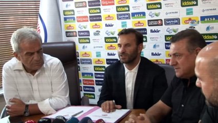 Çaykur Rizespor, Okan Buruk'u takımın başına getirdi