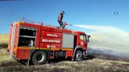 Bingöl’de toprak altından çıkan duman tedirgin etti