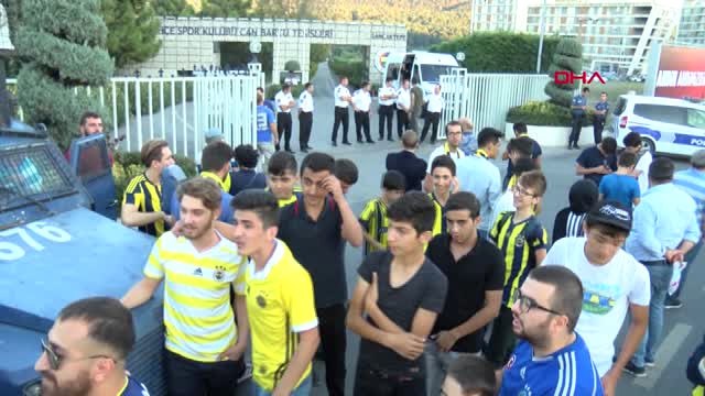 Spor Fenerbahçe Kafilesi Derbi İçin Yola Çıktı