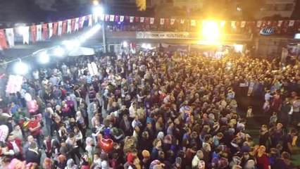 Ramazan Çelik, Ormanlı Fındık Festivali'nde Hayranlarını Coşturdu