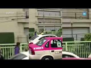 Incendio consume Galerías Coapa