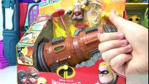 Disney Pixar's The Incredibles 2 Tunneler Playset with Chain Bustin' Mr Incredible TOYS