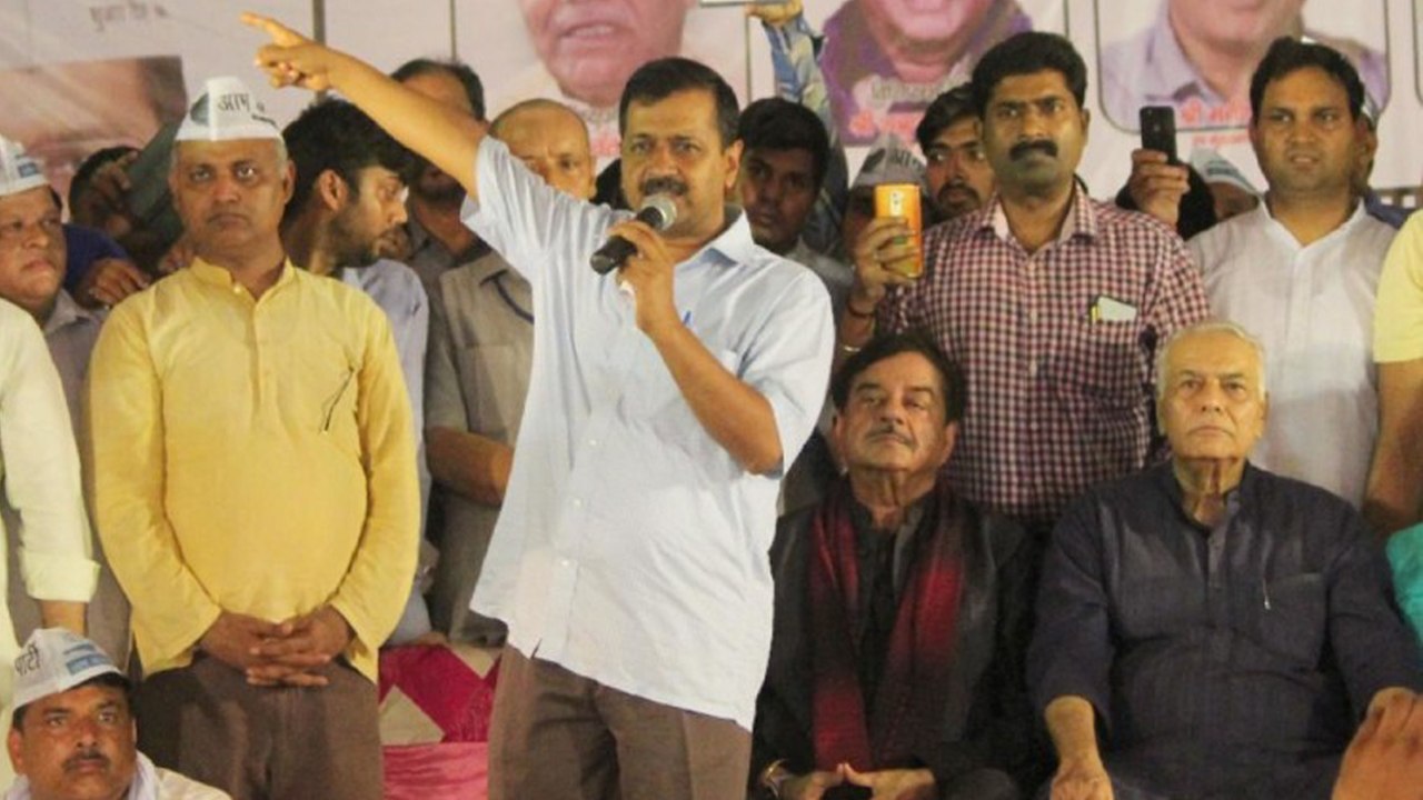 Shatrughan Sinha, Yashwant Sinha Loksabha Election 2019 में AAP से लड़ सकते है चुनाव |वनइंडिया हिंदी