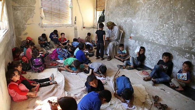 A escola possível nos territórios rebeldes da Síria