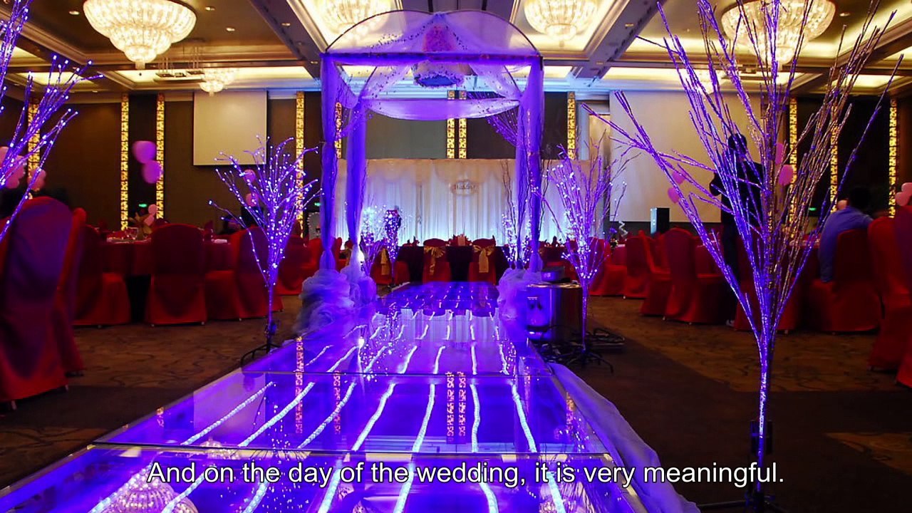 Wedding Photographers snap up big bucks