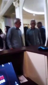 Quand tu cherches des embrouilles à ton propre reflet... FAIL