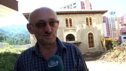 Yıkılan Orta Camii'nin yerine Timya Vadisi'nde yapılan caminin inşaatı sürüyor