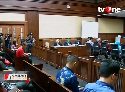 Sidang Lanjutan Zumi Zola Hadirkan Tujuh Orang Saksi