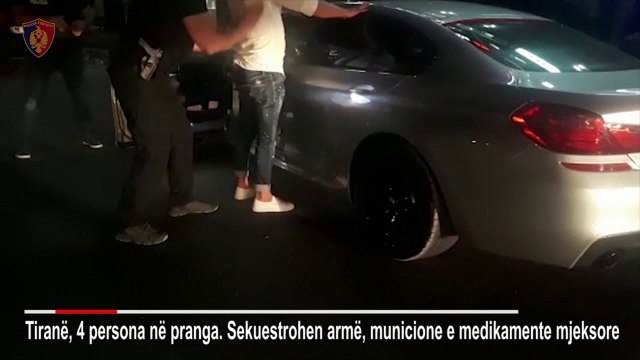 Ora News - Tiranë, sekuestrohen armë, municione dhe medikamente, 4 të arrestuar