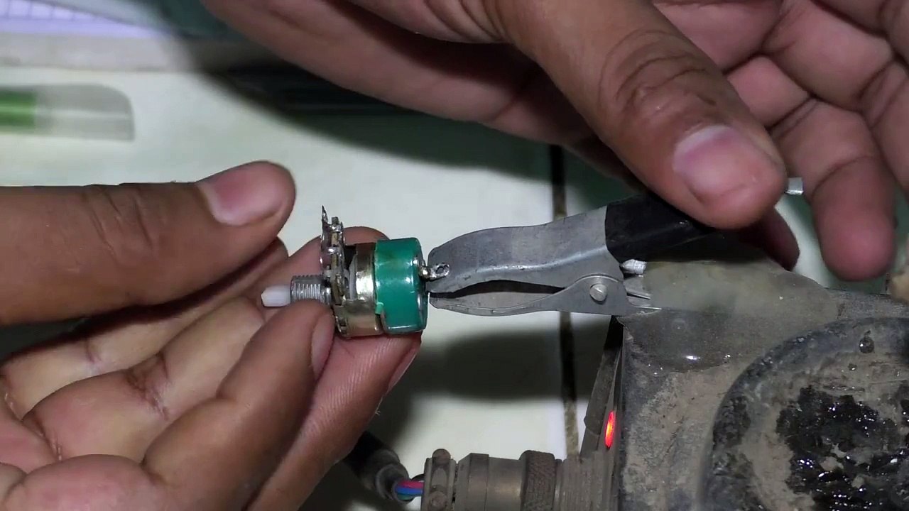 how to make a voltage regulator home made very easy ac fan speed controller bangla