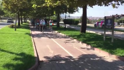 Gelin Arabası Yerine Bisiklete Bindiler