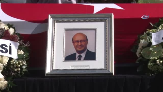 Hayatını Kaybeden Emekli Büyükelçi Kaya Toperi İçin Dışişleri Bakanlığında Tören Düzenlendi