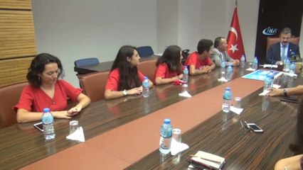 Rektör Çiçek'ten Teknofest Şampiyonlarına Destek