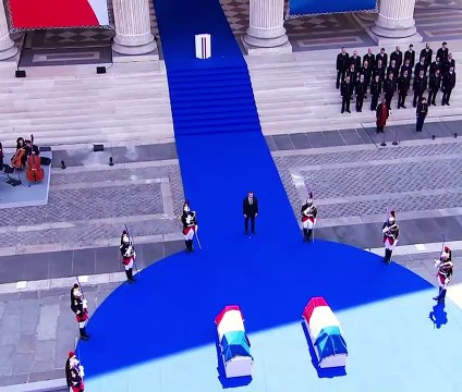 Emmanuel MacronOn se souviendra longtemps du mois de juillet 2018 Regardez la suite sur YouTube youtu.be/Oz4N5OyiB_M