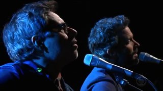 Flight Of The Conchords Perform 'Father & Son'