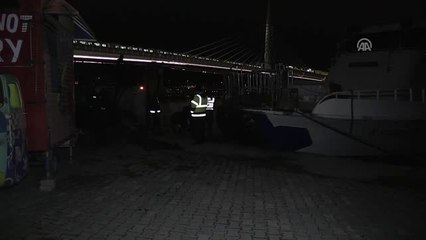 Haliç'te Erkek Cesedi Bulundu