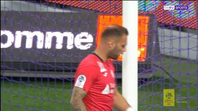 Cabella scores after comedy of Toulouse errors