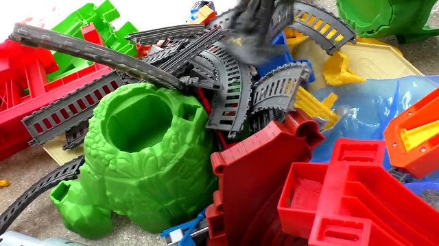 ★ Томас и Его Друзья Паровозик Томас Видео Для Детей Trains Toys Thomas and Frie Мистер Рома новый выпуск