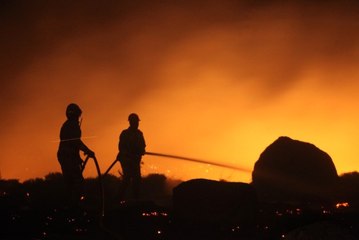 Alevler Geceyi Gündüze Çevirdi