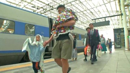 "다시 일상으로"...아쉬움 가득 귀경행렬 / YTN