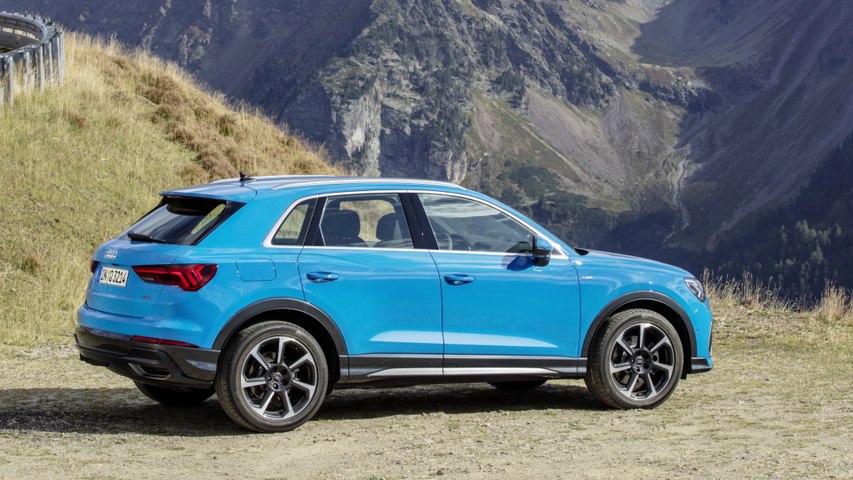 Audi Q3 (2018) : méconnaissable, le nouveau Q3 !