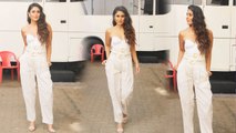 Kareena Kapoor Khan looks sassy in Modern Off-Shoulder Jumpsuit | FilmiBeat