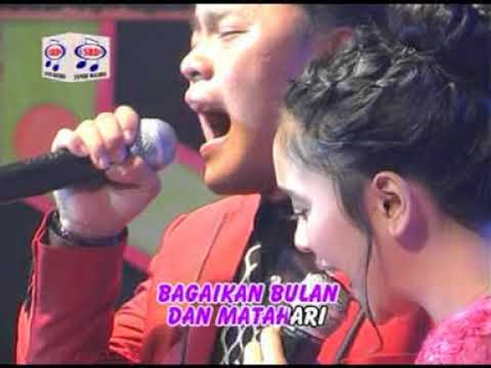 Lesti feat Danang - Dinding Kaca (Official Musi...