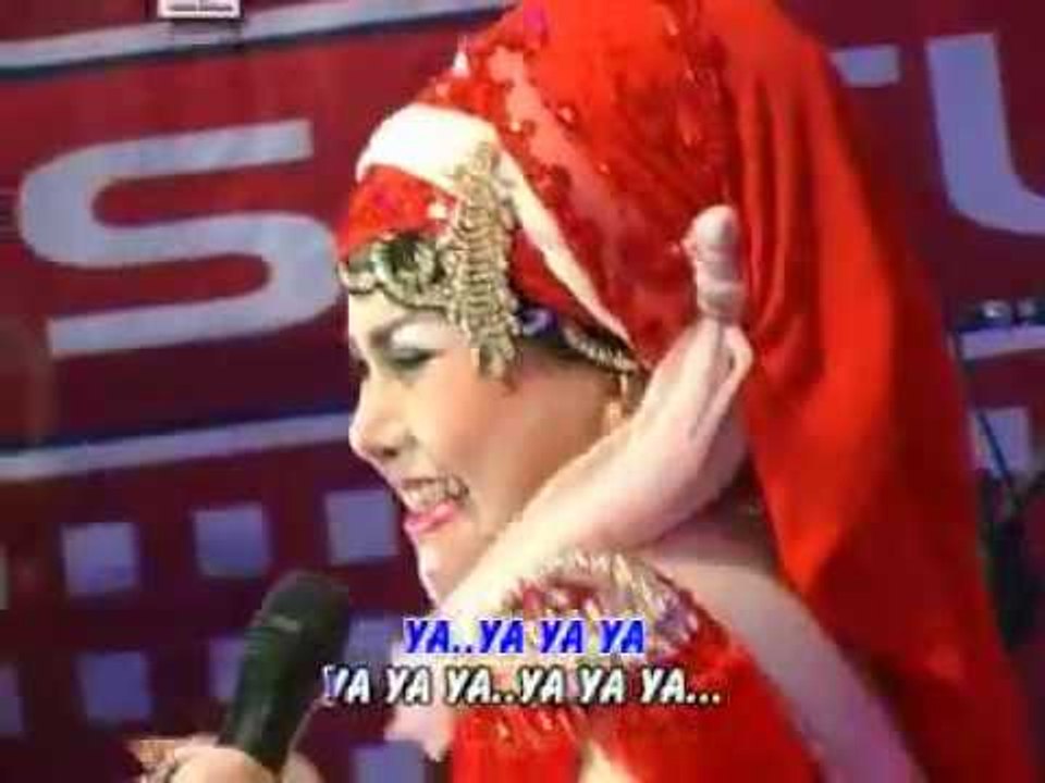 Elvy Sukaesih - Gula Gula ( Official Music Video )