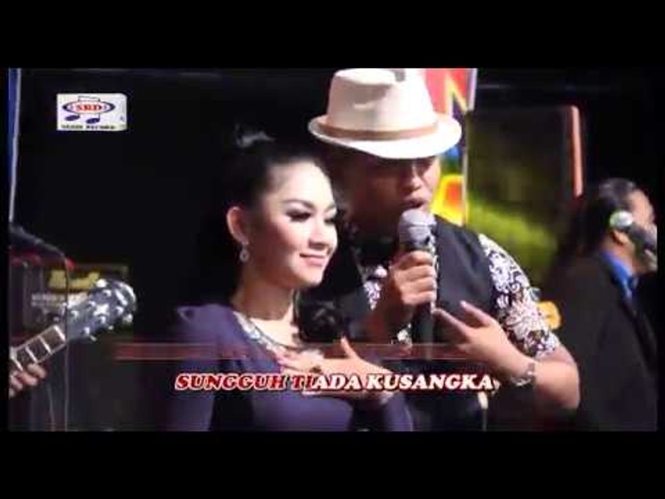 Ratna Antika feat Bobby DK - SopIr Taksi (Offic...