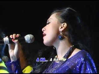 Elsa Safira - Cinta Yang Lalu (Official Music Video)