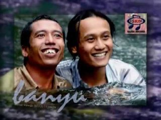 Catur Arum - Semendale Ati [Official Music Video]