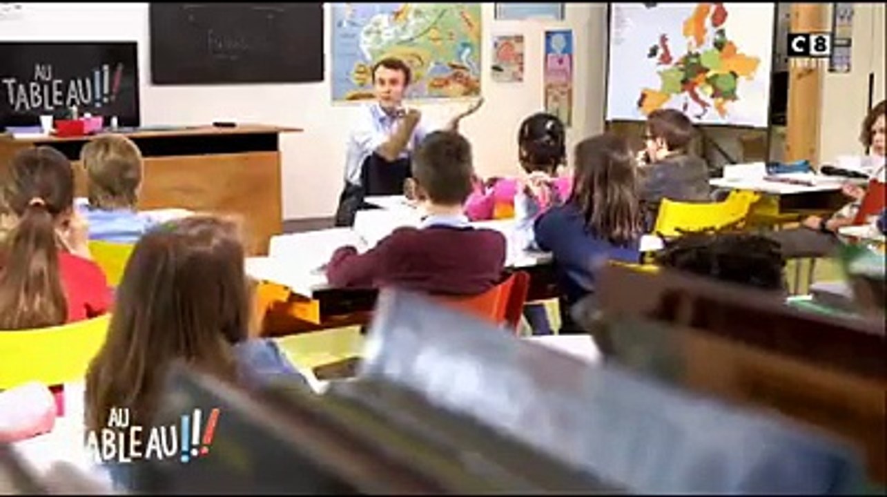Macron parle du mariage pour tous, regardez la réaction d'une éleve d'origine africaine...