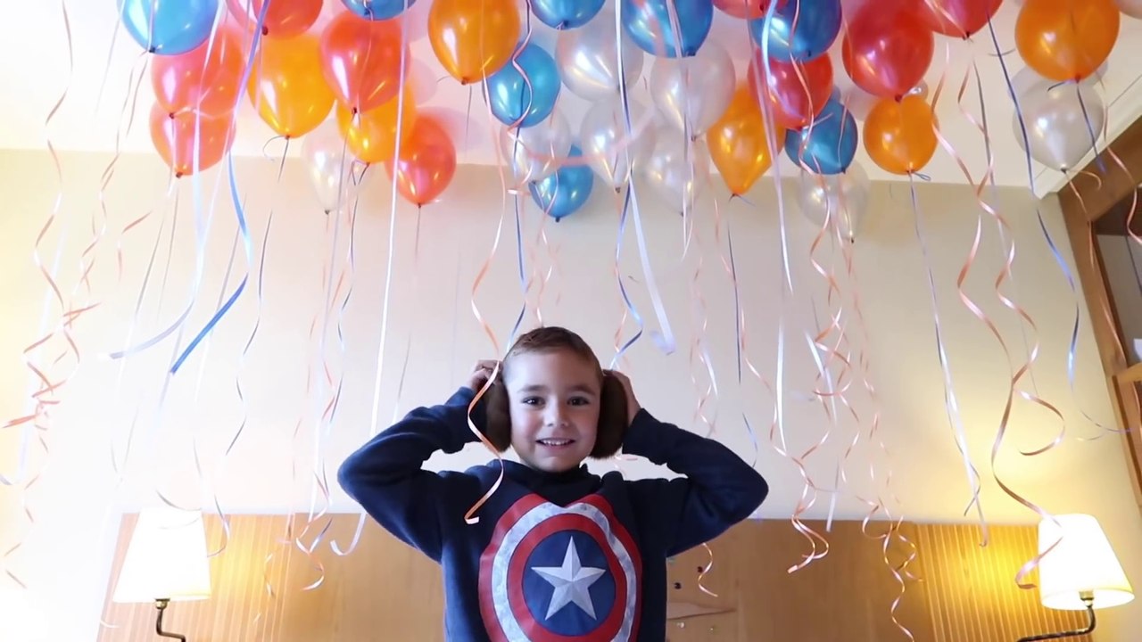 SWAN ÉCLATE 50 BALLONS POUR SON ANNIVERSAIRE !