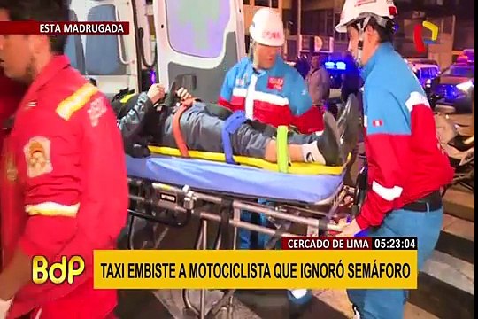 Cercado de Lima: motociclista resultó herido tras ser embestido por taxi