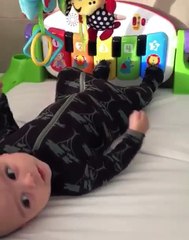 Eva Longoria : elle partage une adorable vidéo en compagnie de son fils Santiago